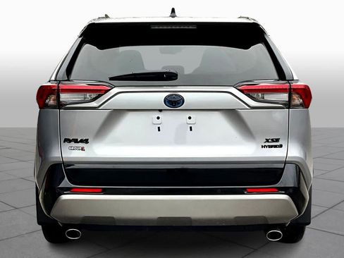 Used 2024 Toyota RAV4 XSE w/ Advanced Technology Package image 5