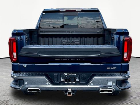 Used 2022 GMC Sierra 1500 SLT w/ SLT Premium Plus Package AWD/4WD image 7