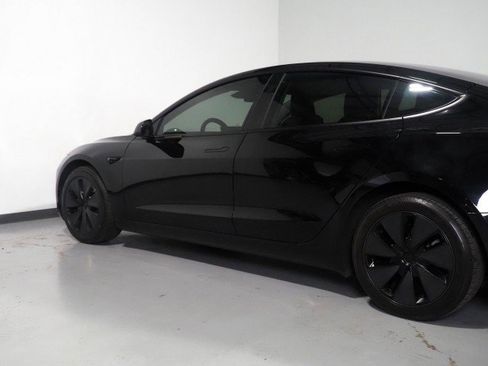 Used 2025 Tesla Model 3 AWD/4WD image 50