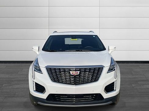 Certified 2025 Cadillac XT5 Premium Luxury image 8