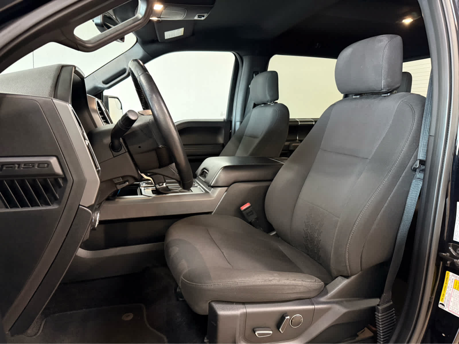 Used 2018 Ford F150 XLT w/ Equipment Group 302A Luxury AWD/4WD image 13