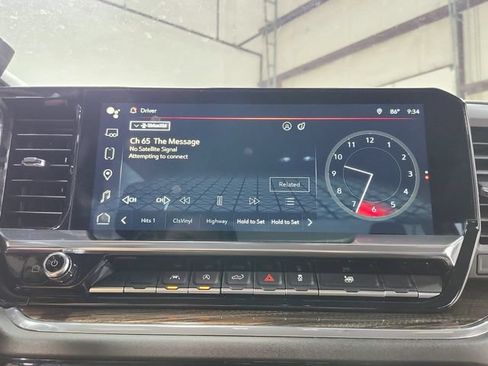Used 2024 GMC Sierra 1500 Elevation AWD/4WD image 28