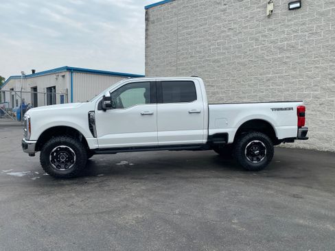 New 2025 Ford F250 King Ranch w/ Tremor Off-Road Package image 6