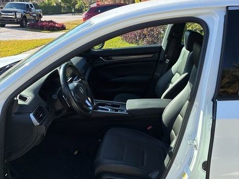 Used 2022 Honda Accord Sport image 7