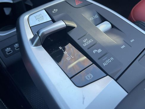 New 2025 BMW X1 xDrive28i w/ Technology Package image 19