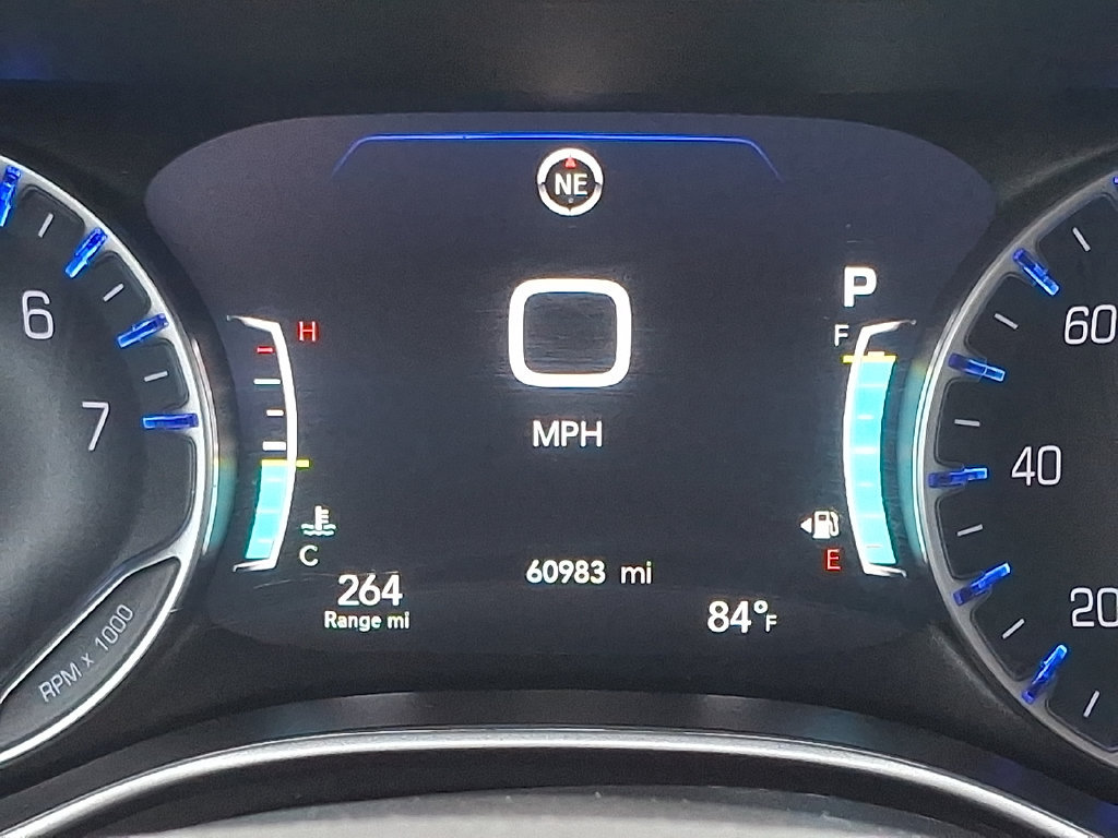 Used 2024 Chrysler Pacifica Touring-L FWD image 21