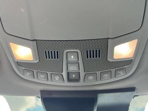 Used 2018 Ford F150 Lariat w/ Equipment Group 502A Luxury AWD/4WD image 30