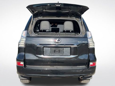 Used 2023 Lexus GX 460 Premium w/ Premium Package AWD/4WD image 15