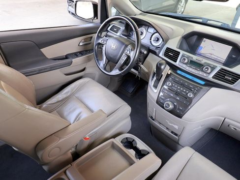 Used 2011 Honda Odyssey Touring image 15