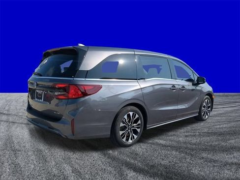 Used 2026 Honda Odyssey Elite image 4