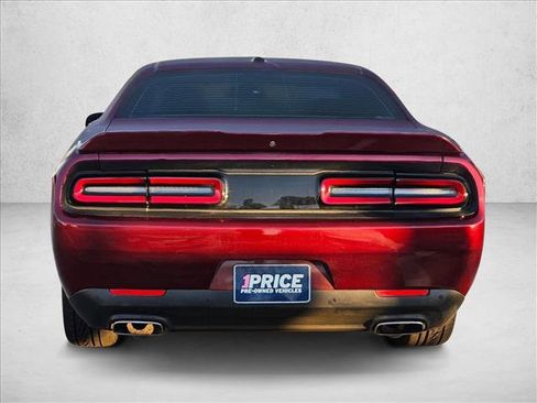 Used 2020 Dodge Challenger GT image 5