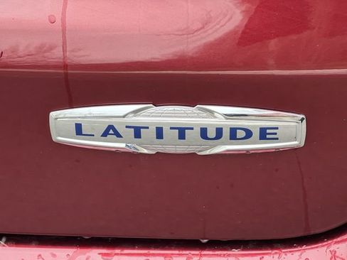 Used 2022 Jeep Compass Latitude w/ Convenience Group image 11