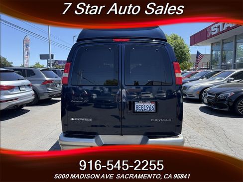 Used 2006 Chevrolet Express 1500 w/ Preferred Equipment Group RWD image 5