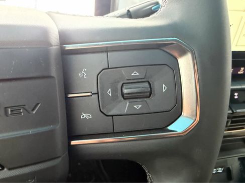 Used 2024 GMC Hummer EV 3X w/ Omega Edition AWD/4WD image 15