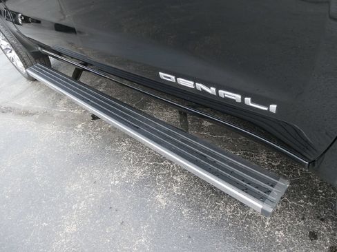 Certified 2024 GMC Sierra 1500 Denali w/ Denali Reserve Package AWD/4WD image 30