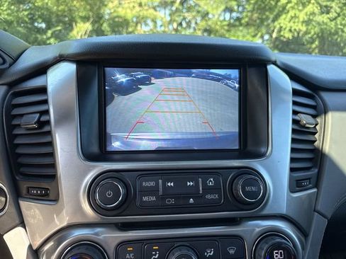 Used 2017 Chevrolet Tahoe LT w/ LT Signature Package AWD/4WD image 18