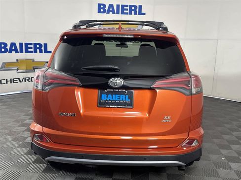 Used 2016 Toyota RAV4 SE w/ Advanced Technology Package AWD/4WD image 4