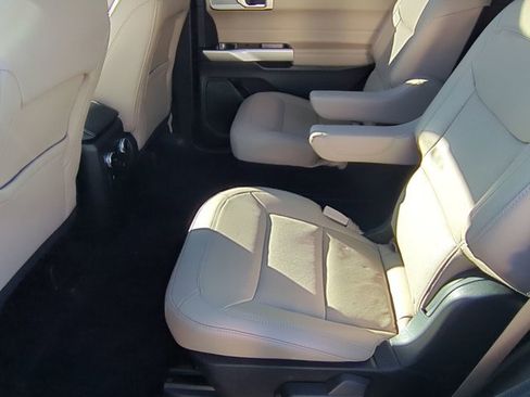 Used 2023 Ford Explorer Limited w/ Equipment Group 301A image 19