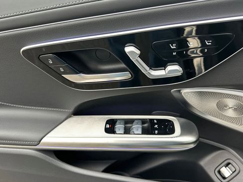 New 2026 Mercedes-Benz CLE 300 4MATIC Cabriolet image 11