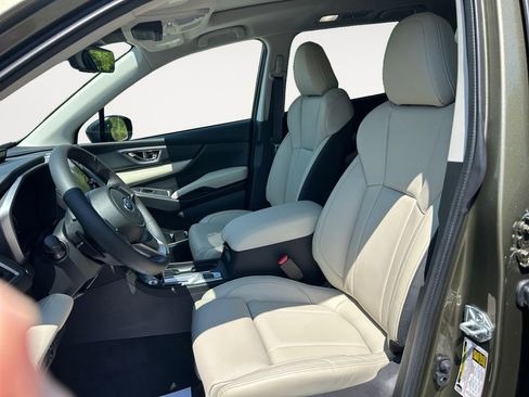 Certified 2025 Subaru Ascent Limited image 13