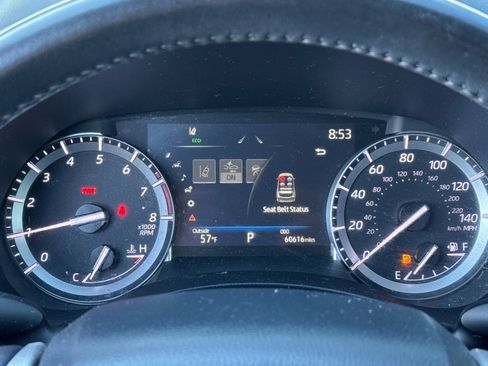 Used 2022 Toyota Highlander XLE image 19