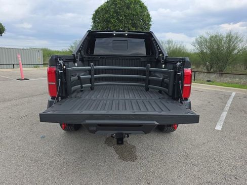 Used 2025 Toyota Tacoma 4x4 Double Cab Hybrid image 13