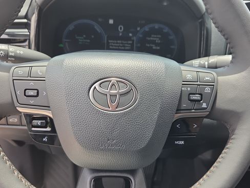 Certified 2026 Toyota Camry XLE FWD image 17