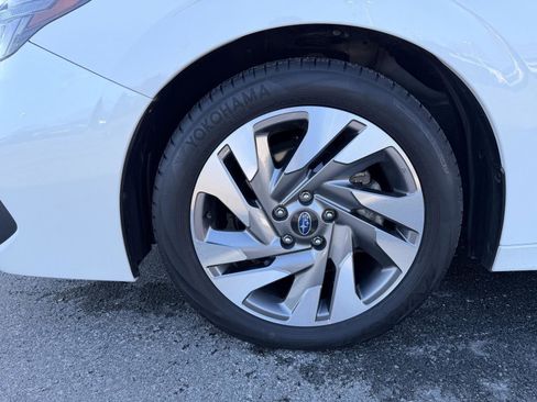 Used 2023 Subaru Legacy Limited image 10
