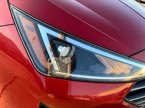Used 2019 Hyundai Elantra SEL FWD image 27