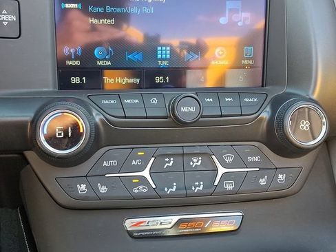 Used 2017 Chevrolet Corvette Z06 RWD image 14