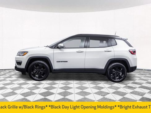 Used 2018 Jeep Compass Latitude image 8