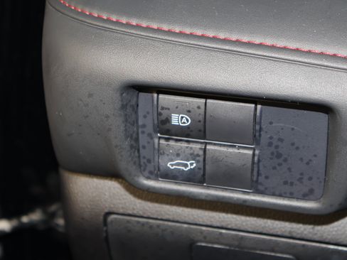 Used 2021 Toyota Highlander XSE image 37