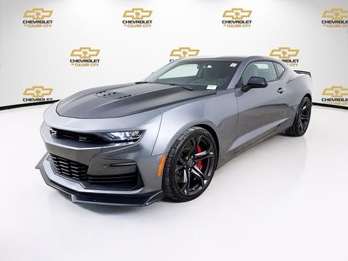 Used 2022 Chevrolet Camaro SS image 3