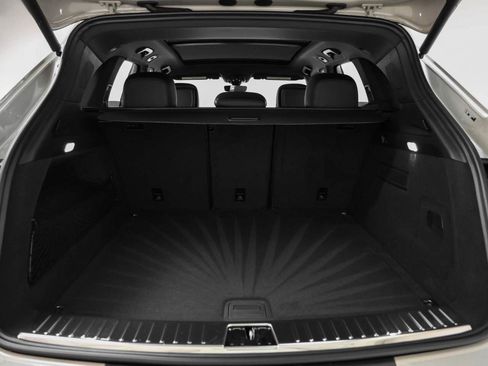 New 2025 Porsche Cayenne image 98
