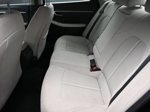 Used 2025 Hyundai Sonata SEL FWD image 19