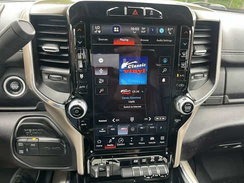 Used 2023 RAM 2500 Laramie AWD/4WD image 55