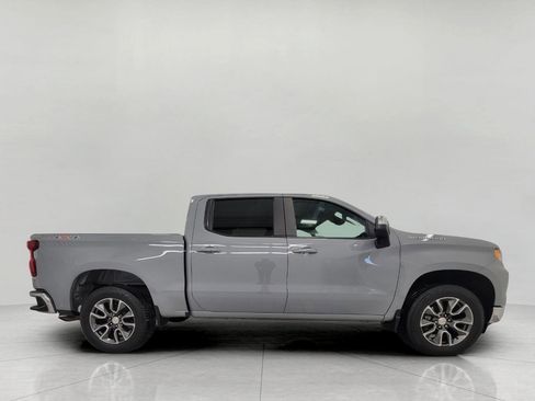 Used 2024 Chevrolet Silverado 1500 LT image 12