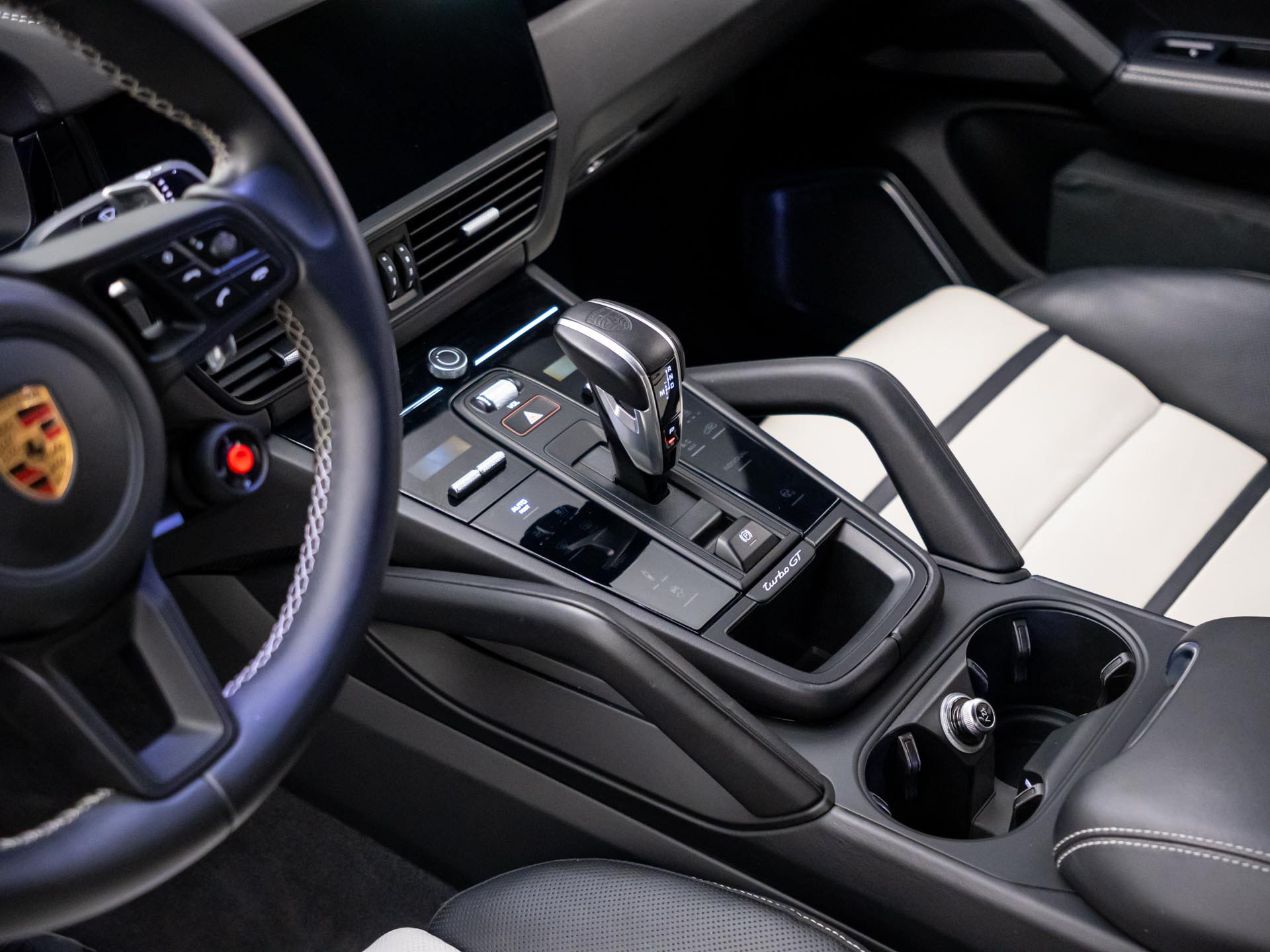 Used 2023 Porsche Cayenne Turbo GT AWD/4WD image 12