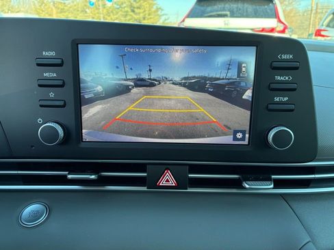 Used 2023 Hyundai Elantra SEL w/ Cargo Package image 27