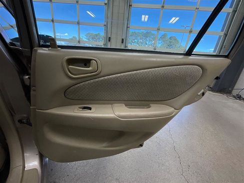 Used 2000 Toyota Corolla image 21