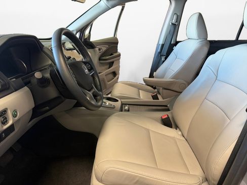 Used 2022 Honda Pilot Special Edition image 11