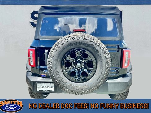 Used 2024 Ford Bronco Wildtrak image 30