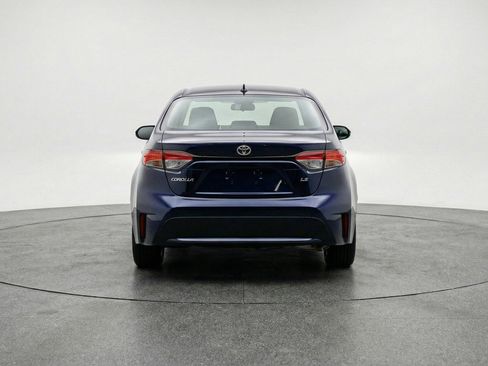 Used 2025 Toyota Corolla LE FWD image 6