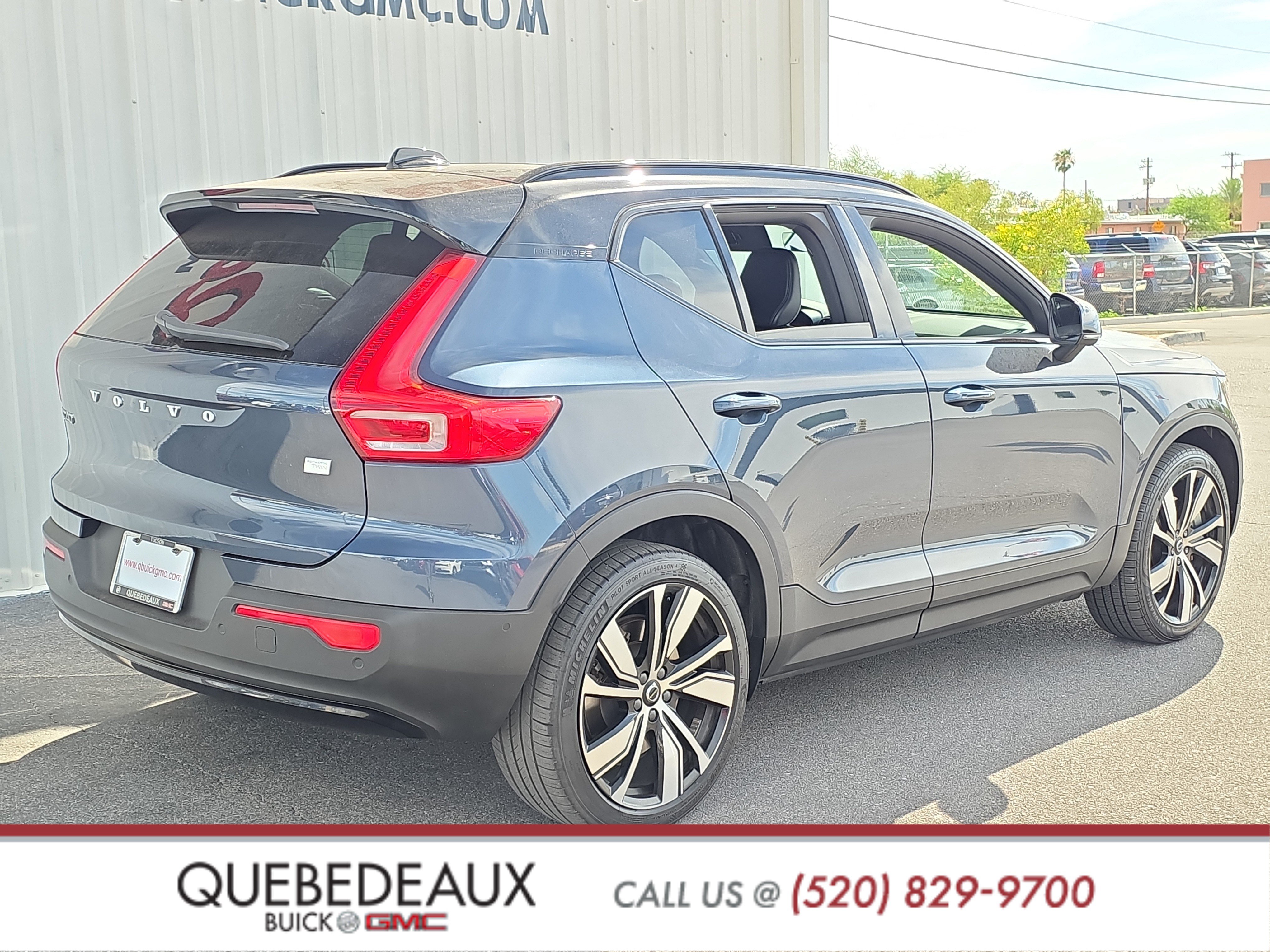 Used 2022 Volvo XC40 P8 Recharge Ultimate AWD/4WD image 7