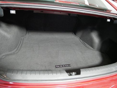 Used 2015 Hyundai Sonata SE image 18