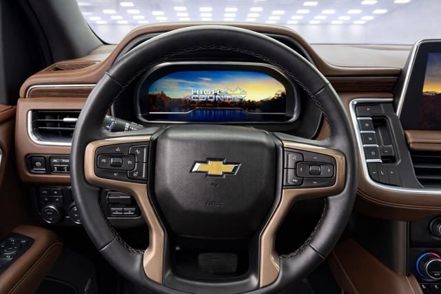 Used 2021 Chevrolet Tahoe High Country w/ Premium Package AWD/4WD image 45