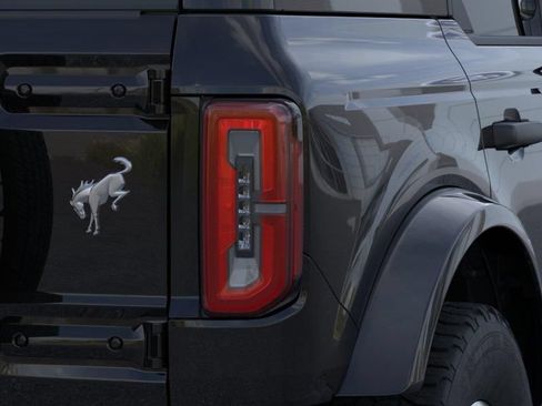 New 2026 Ford Bronco Outer Banks AWD/4WD image 23