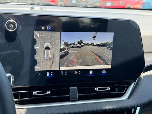 New 2026 Chevrolet Equinox LT w/ Midnight Edition AWD/4WD image 31