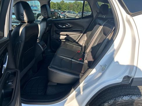 Used 2022 GMC Terrain AT4 AWD/4WD image 14