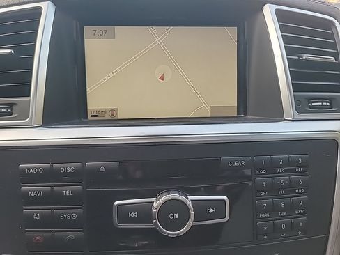 Used 2015 Mercedes-Benz GL 450 4MATIC image 23